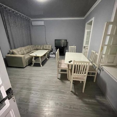 Квартира Дом В Общем Дворе Samarcande Extérieur photo